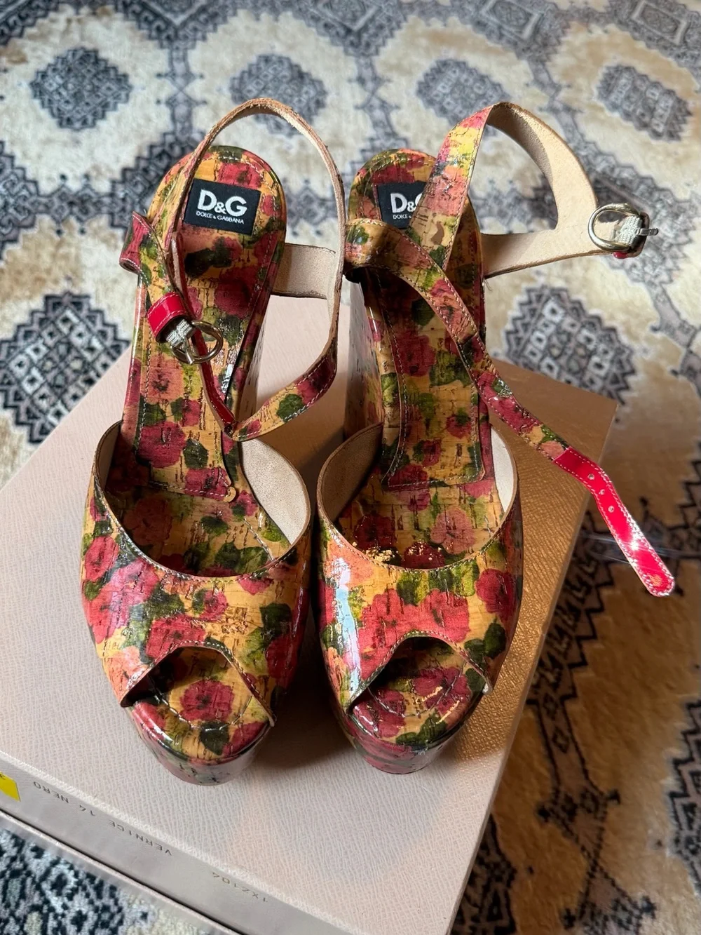 D&G Floral Patent Leather Peep-Toe Platform Sandals - Multicolor